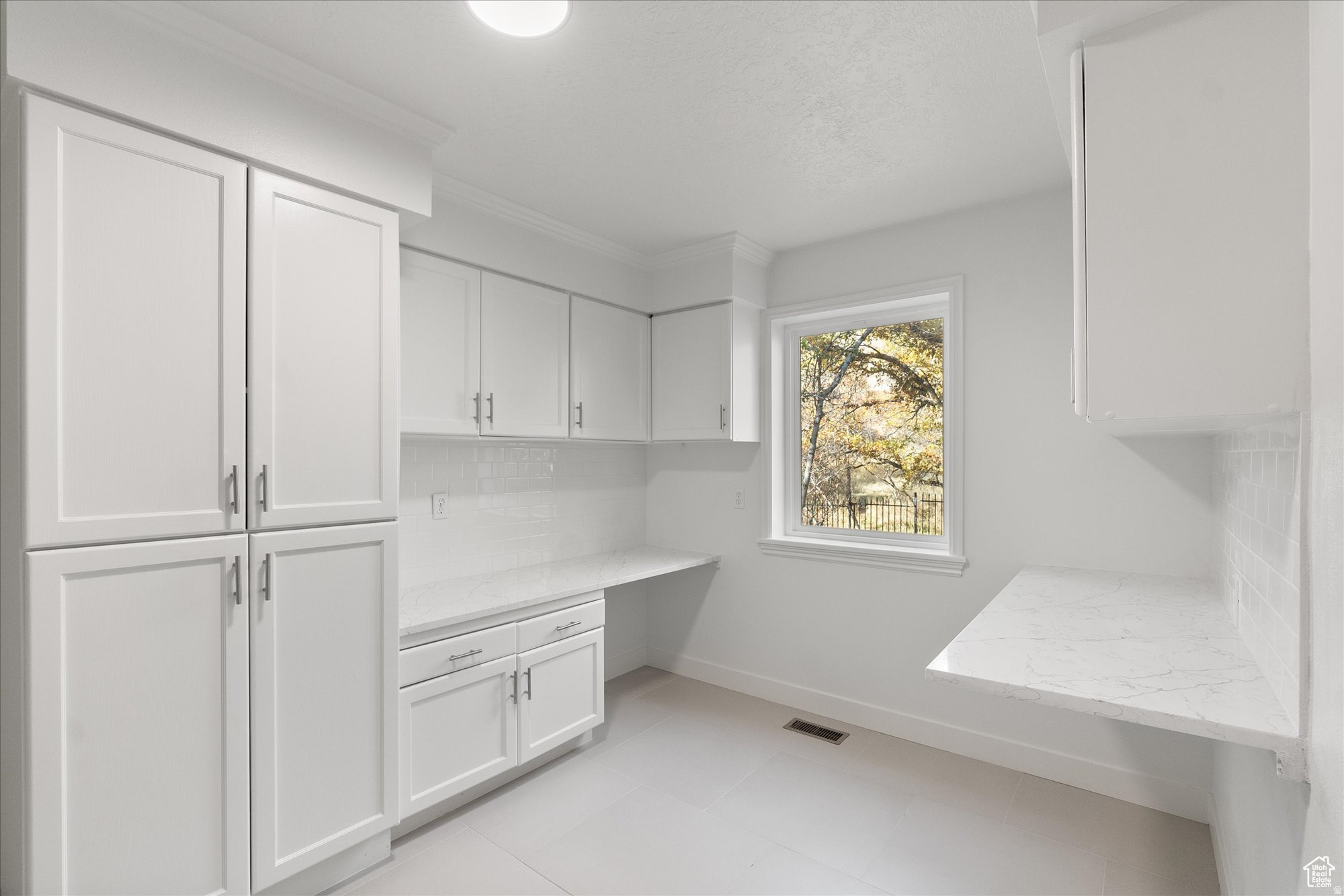 SPRING OAKS - Residential
