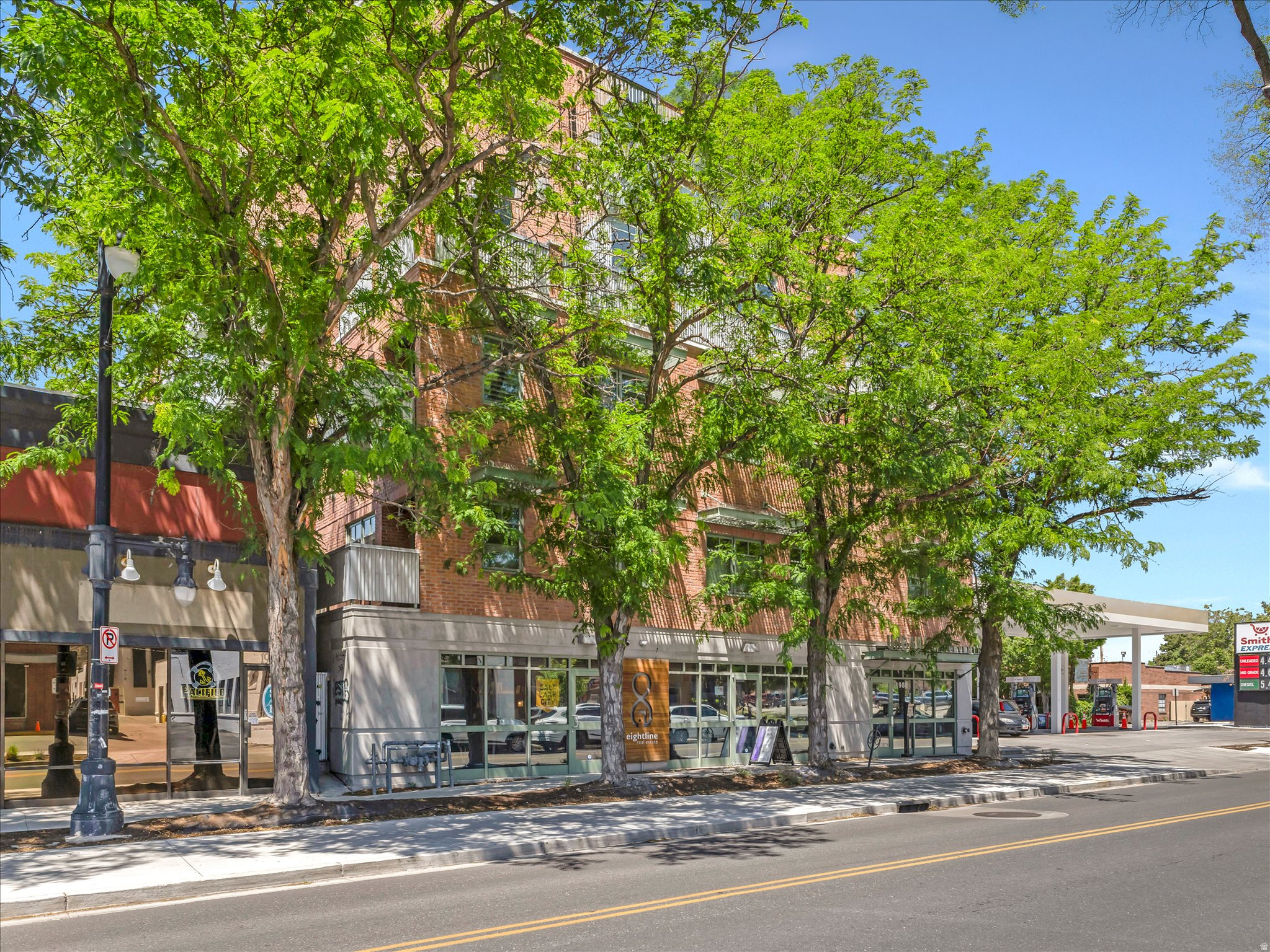 URBANA ON 11TH - Residential