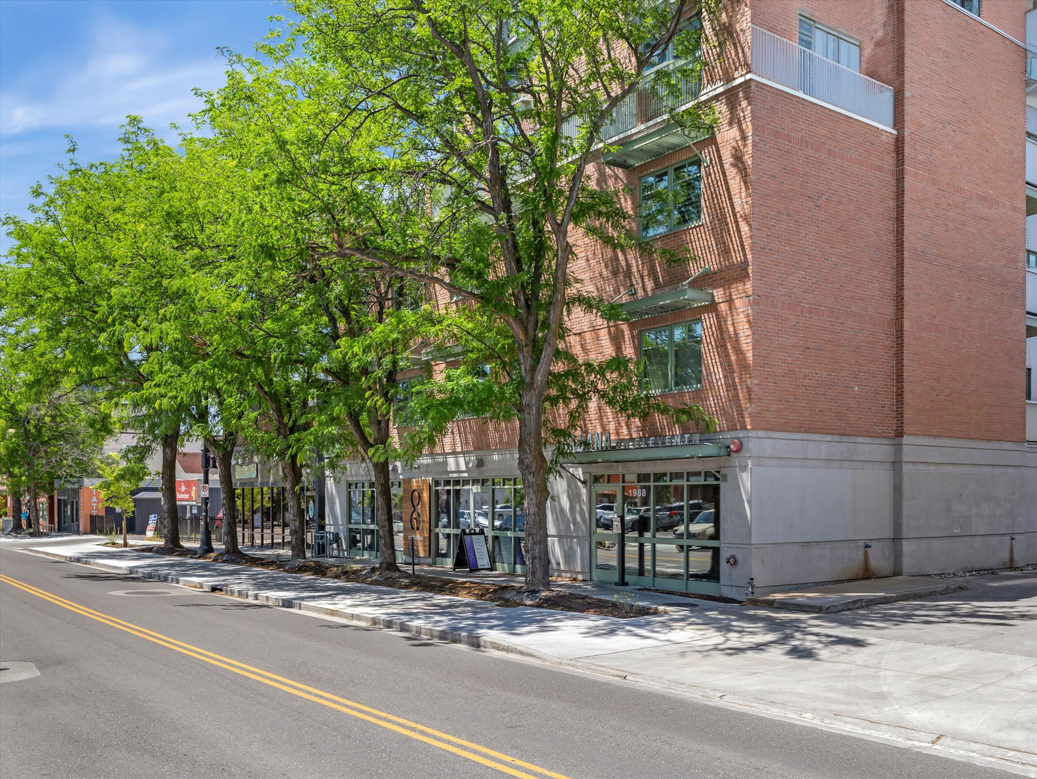 URBANA ON 11TH - Residential