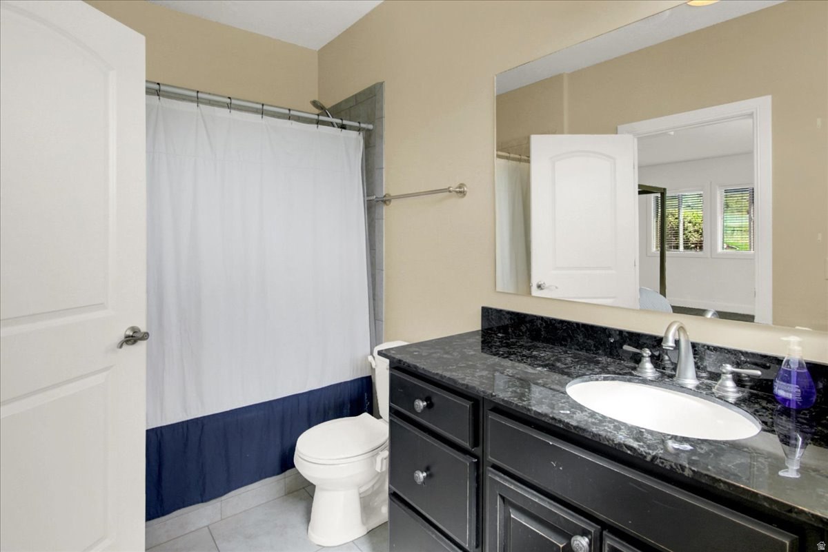 HARDSCRABBLE ESTATES - Residential