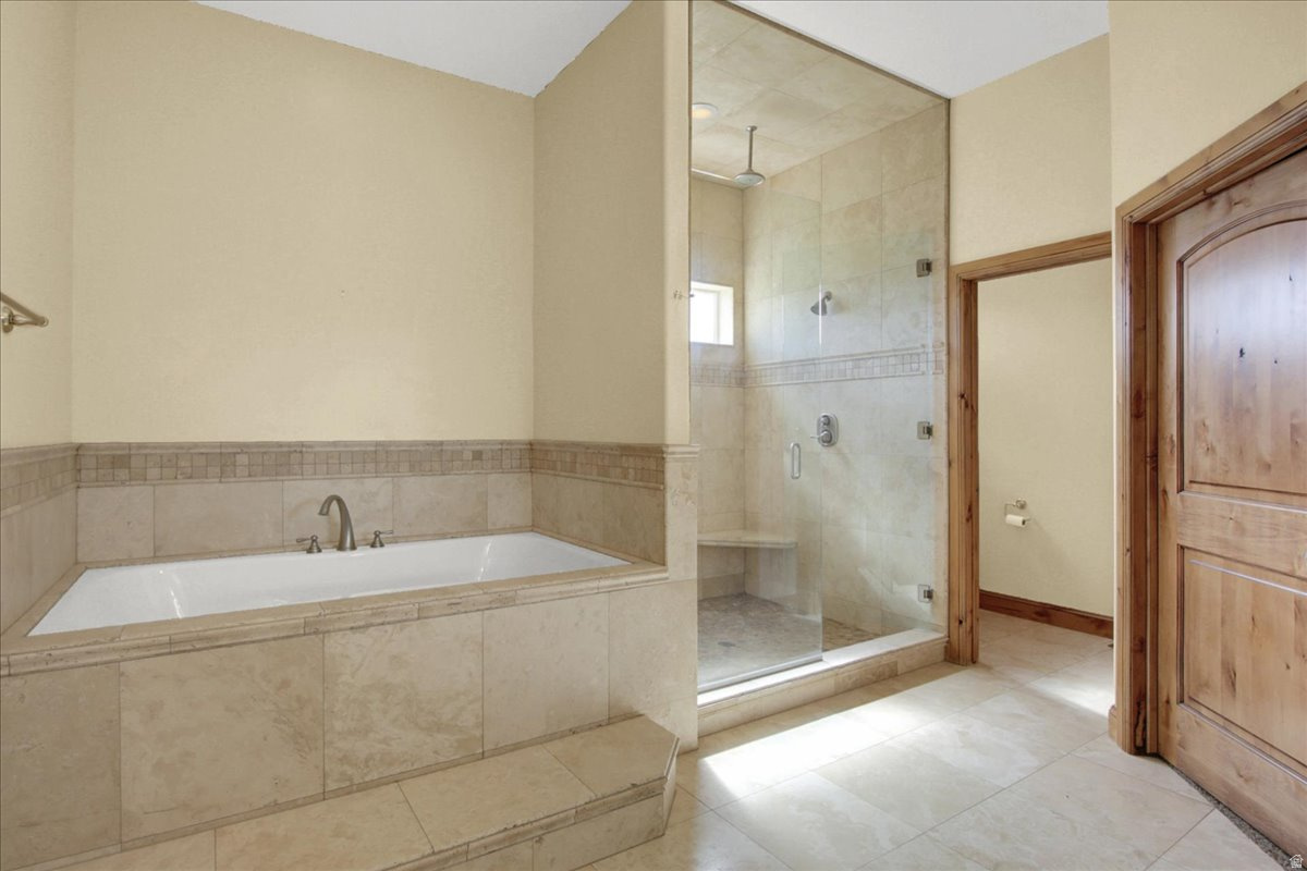HARDSCRABBLE ESTATES - Residential
