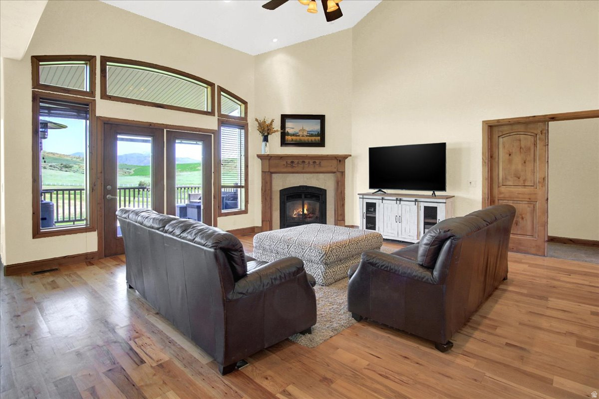HARDSCRABBLE ESTATES - Residential