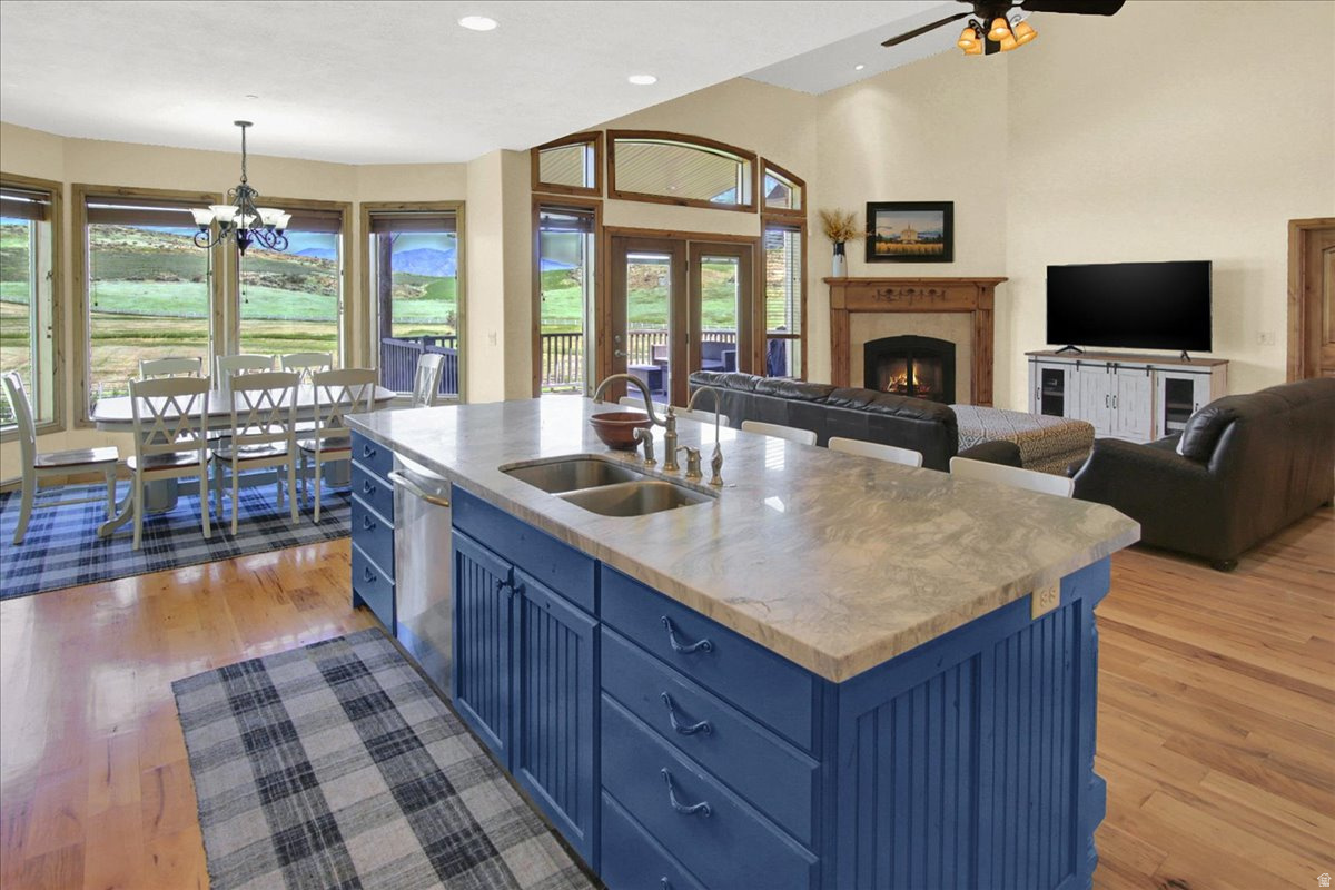 HARDSCRABBLE ESTATES - Residential