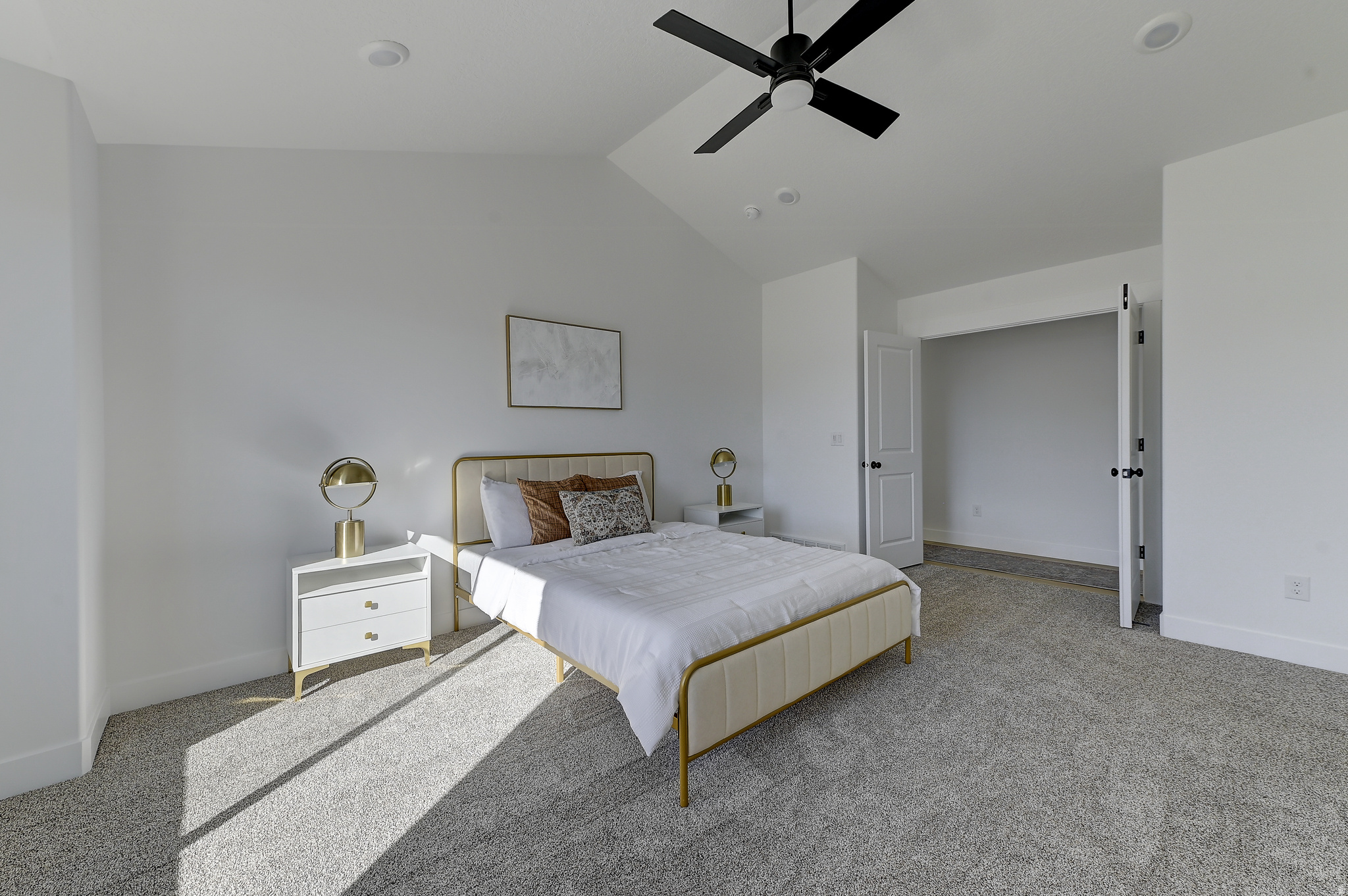 HERITAGE FARMS - Residential