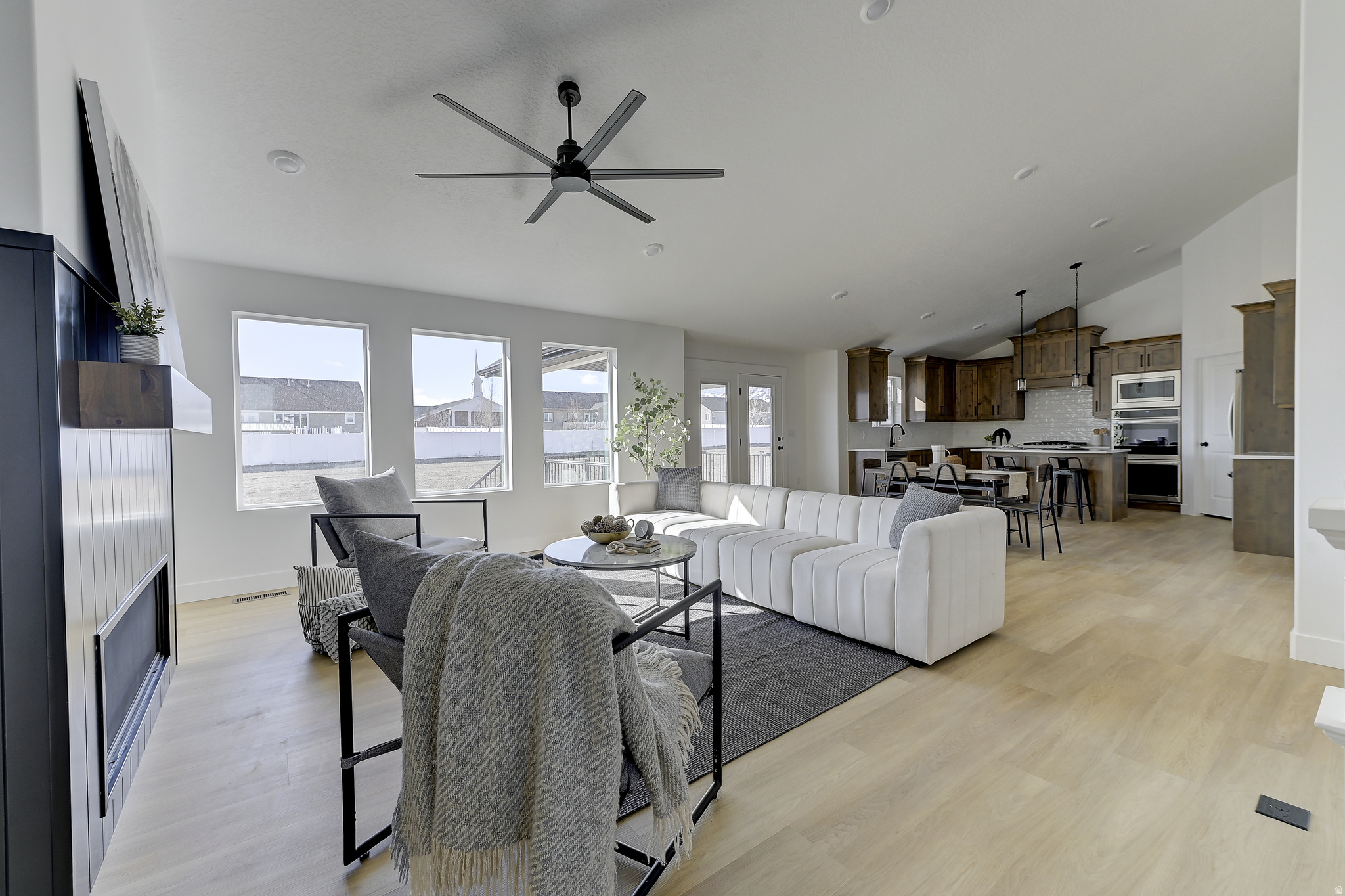 HERITAGE FARMS - Residential