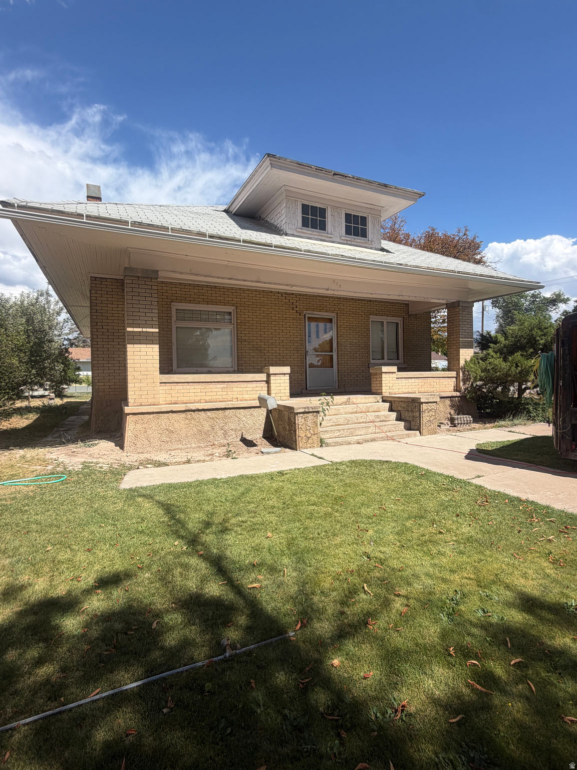 This is a beautiful home right in the heart of town.  More information will come as this property becomes Active. Square footage figures are provided as a courtesy estimate only and were obtained from ______________ .  Buyer is advised to obtain an independent measurement.
