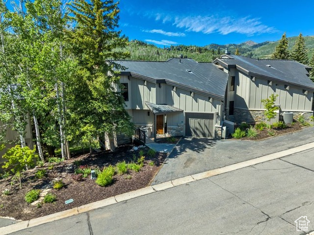 THE PINNACLE AT DEER VALLEY - Residential