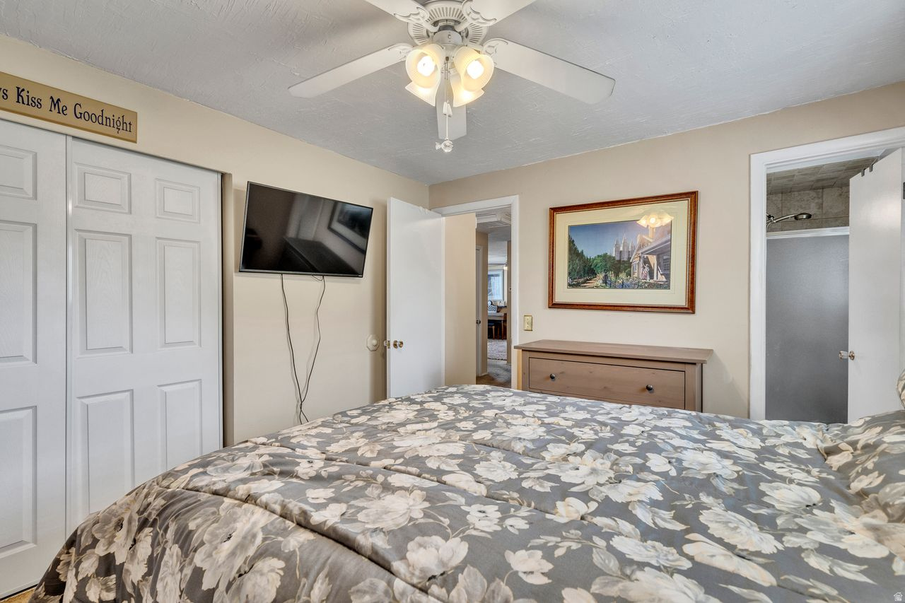 FAIRLANE HEIGHTS - Residential