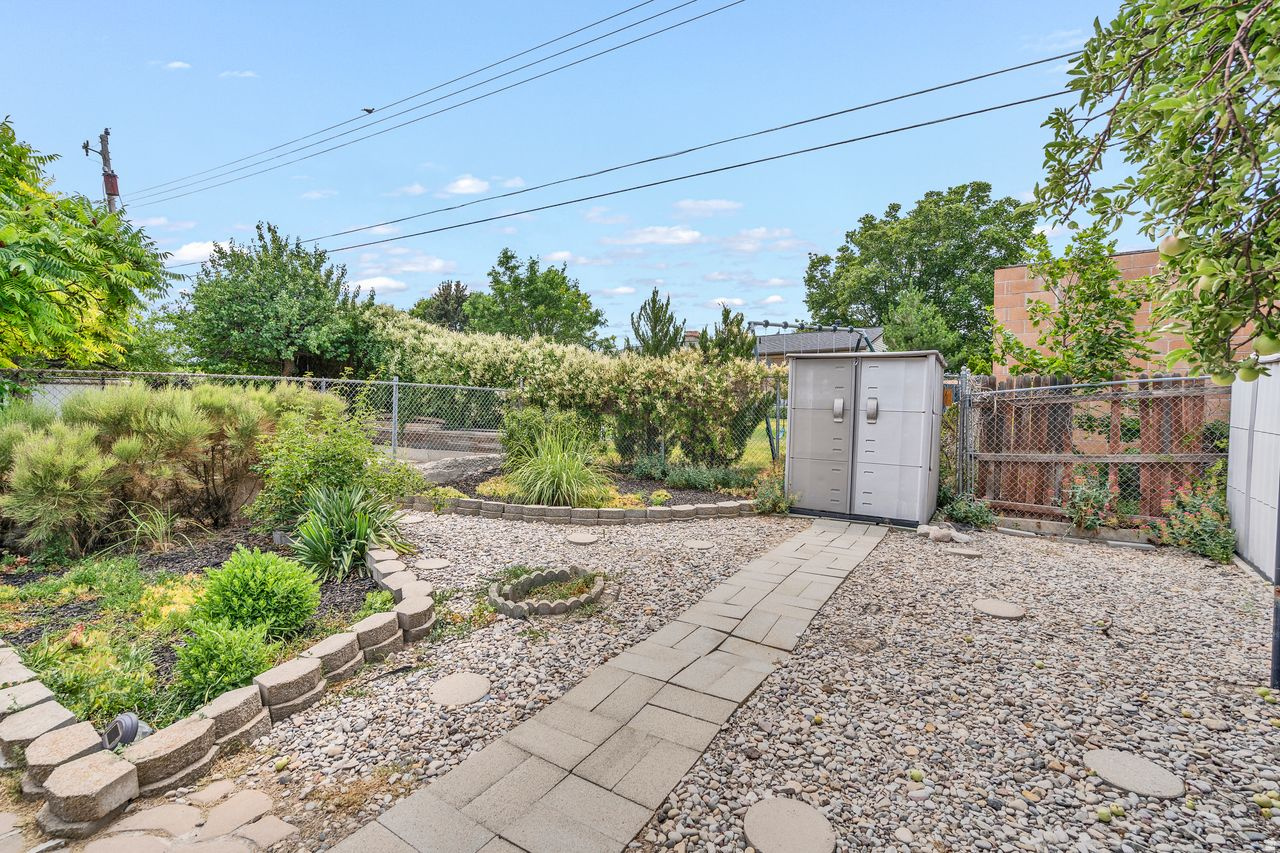 FAIRLANE HEIGHTS - Residential