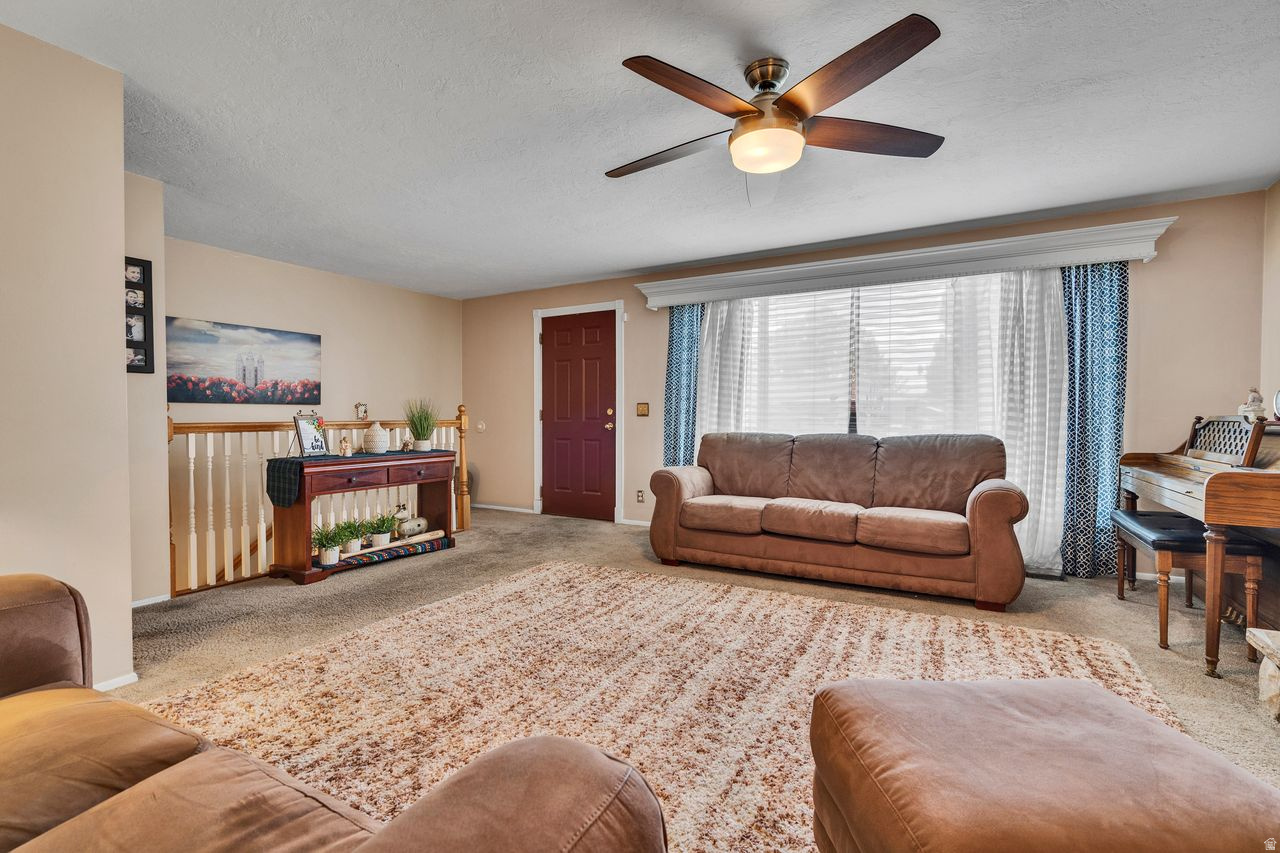 FAIRLANE HEIGHTS - Residential