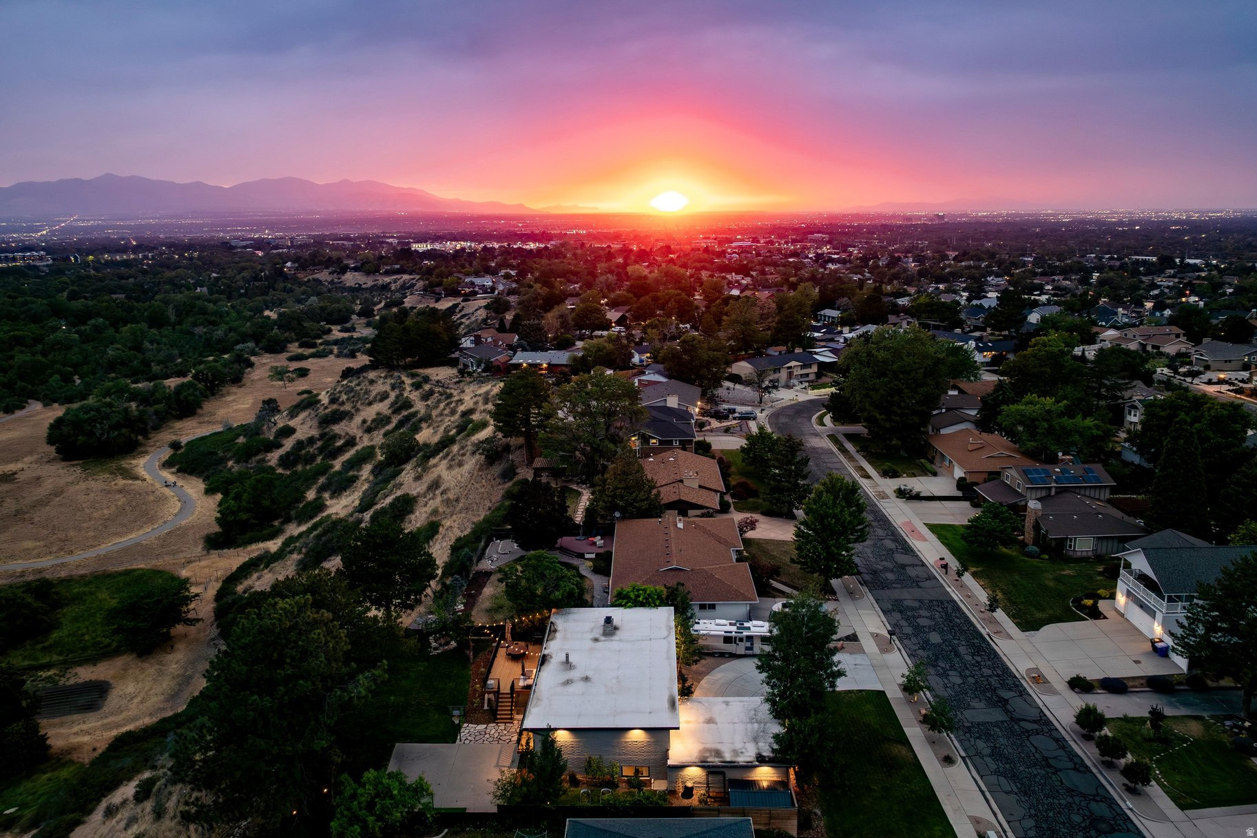 CRESTVIEW ESTATES - Residential