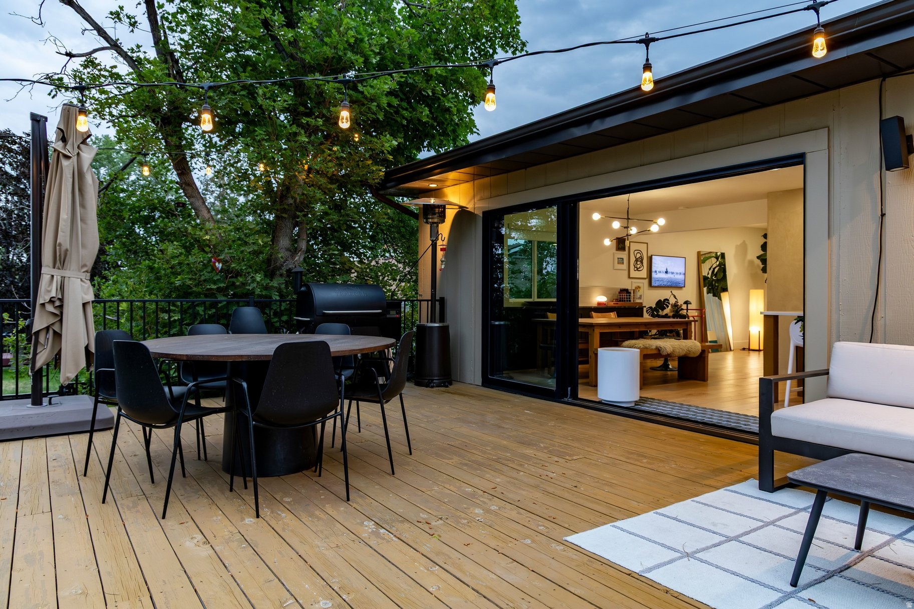 CRESTVIEW ESTATES - Residential