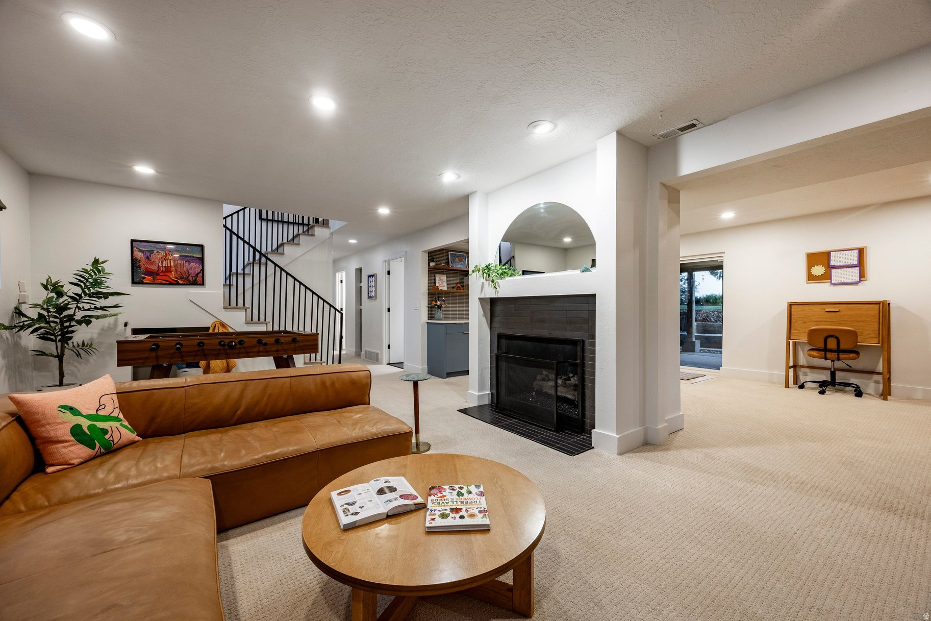 CRESTVIEW ESTATES - Residential