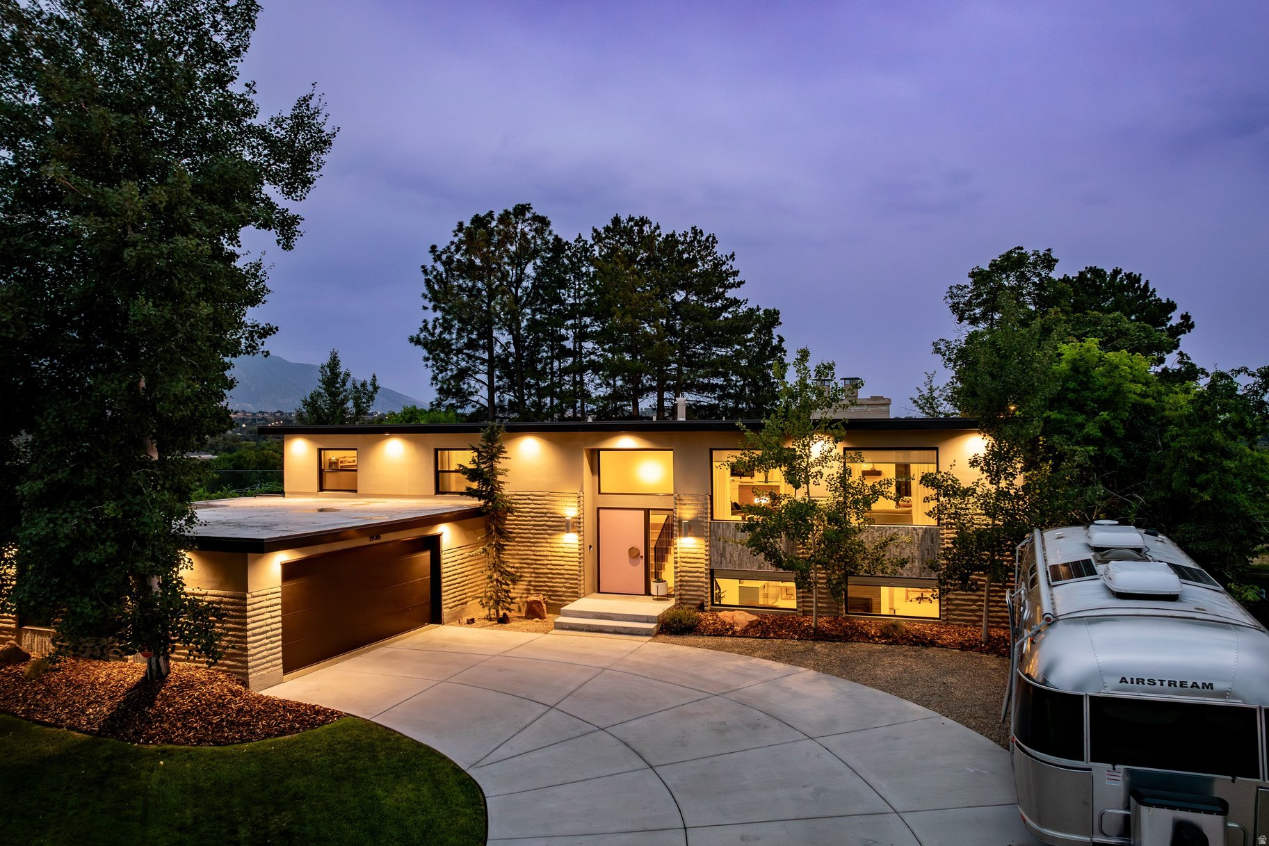CRESTVIEW ESTATES - Residential