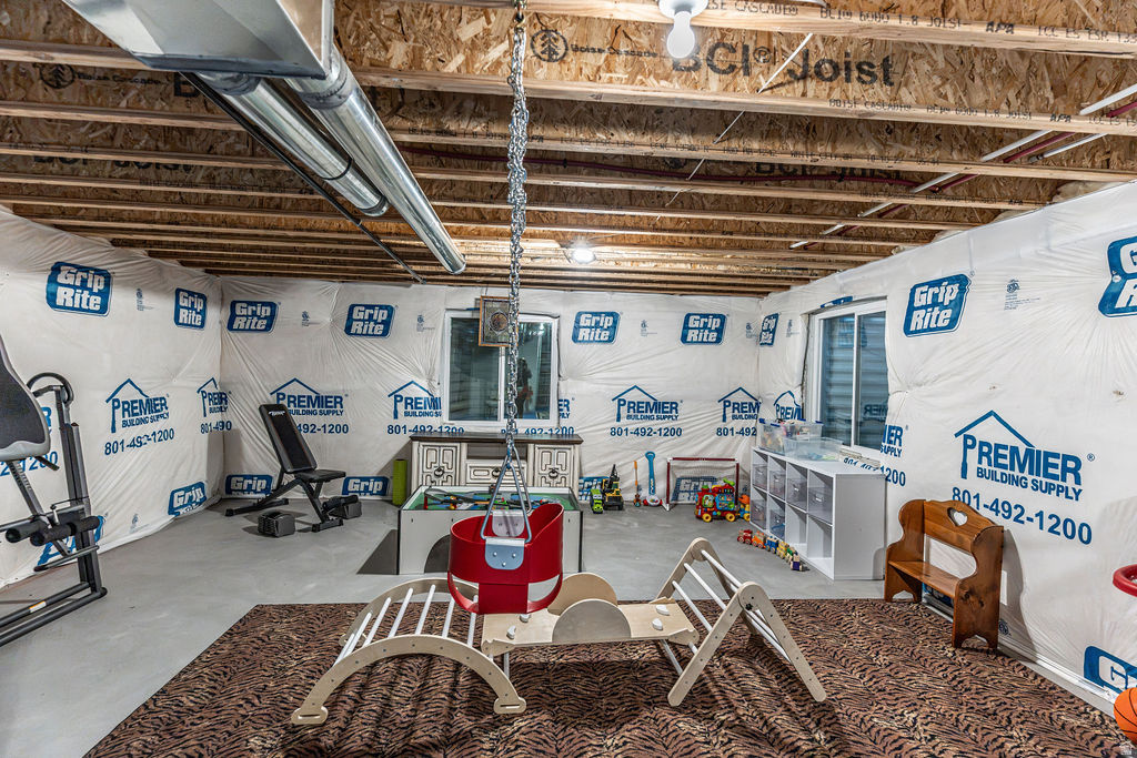 PLYMOUTH ACRES - Residential