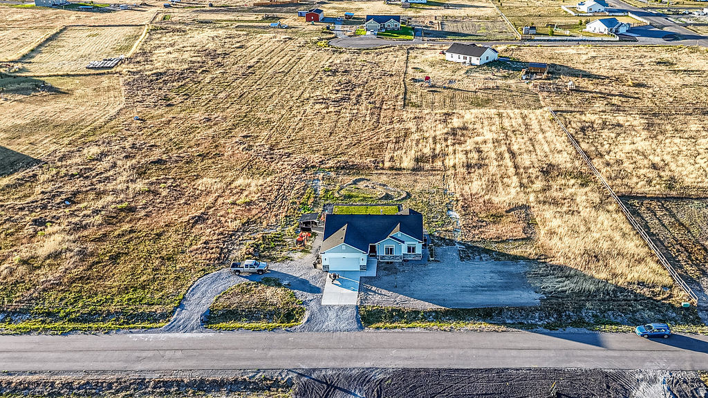 PLYMOUTH ACRES - Residential