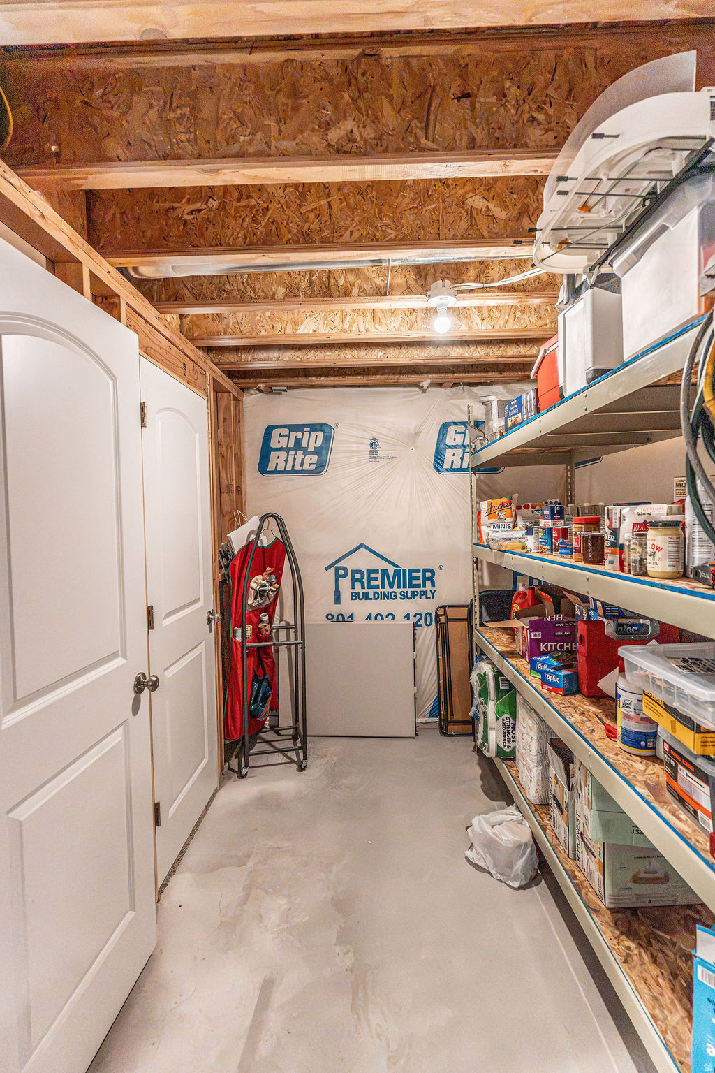 PLYMOUTH ACRES - Residential