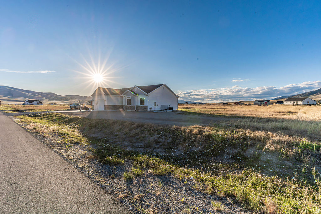 PLYMOUTH ACRES - Residential