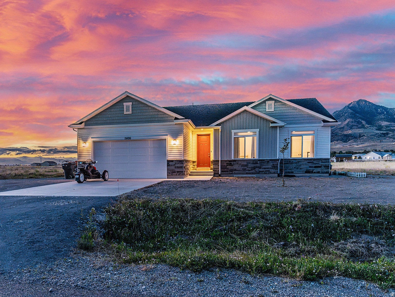 PLYMOUTH ACRES - Residential