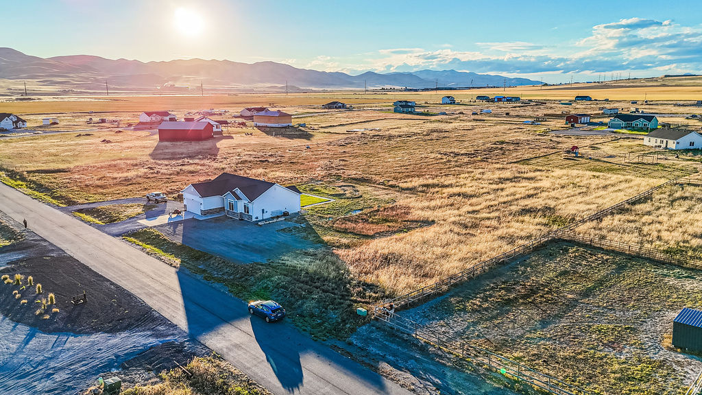 PLYMOUTH ACRES - Residential