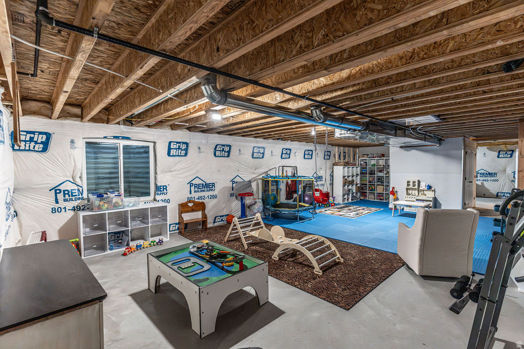 PLYMOUTH ACRES - Residential