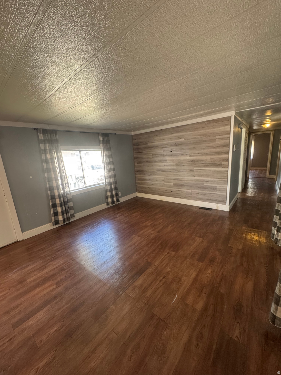 MAJESTIC OAKS - Residential