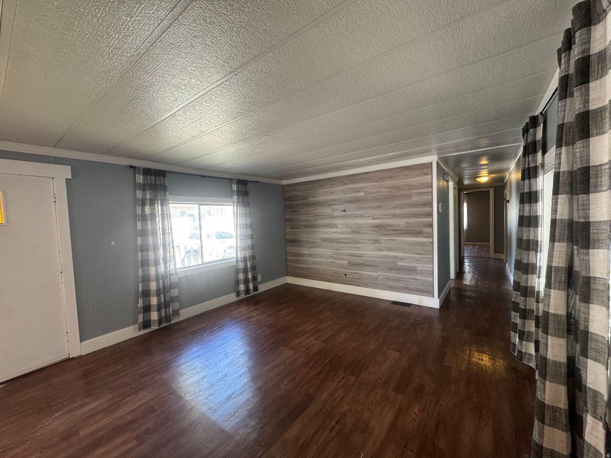 MAJESTIC OAKS - Residential