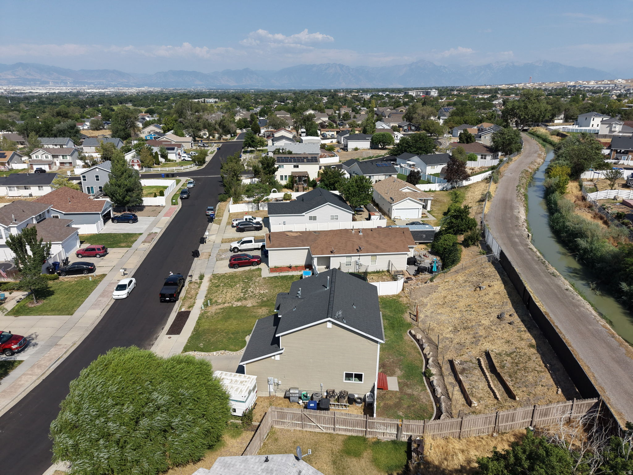 OQUIRRH MEADOWS - Residential