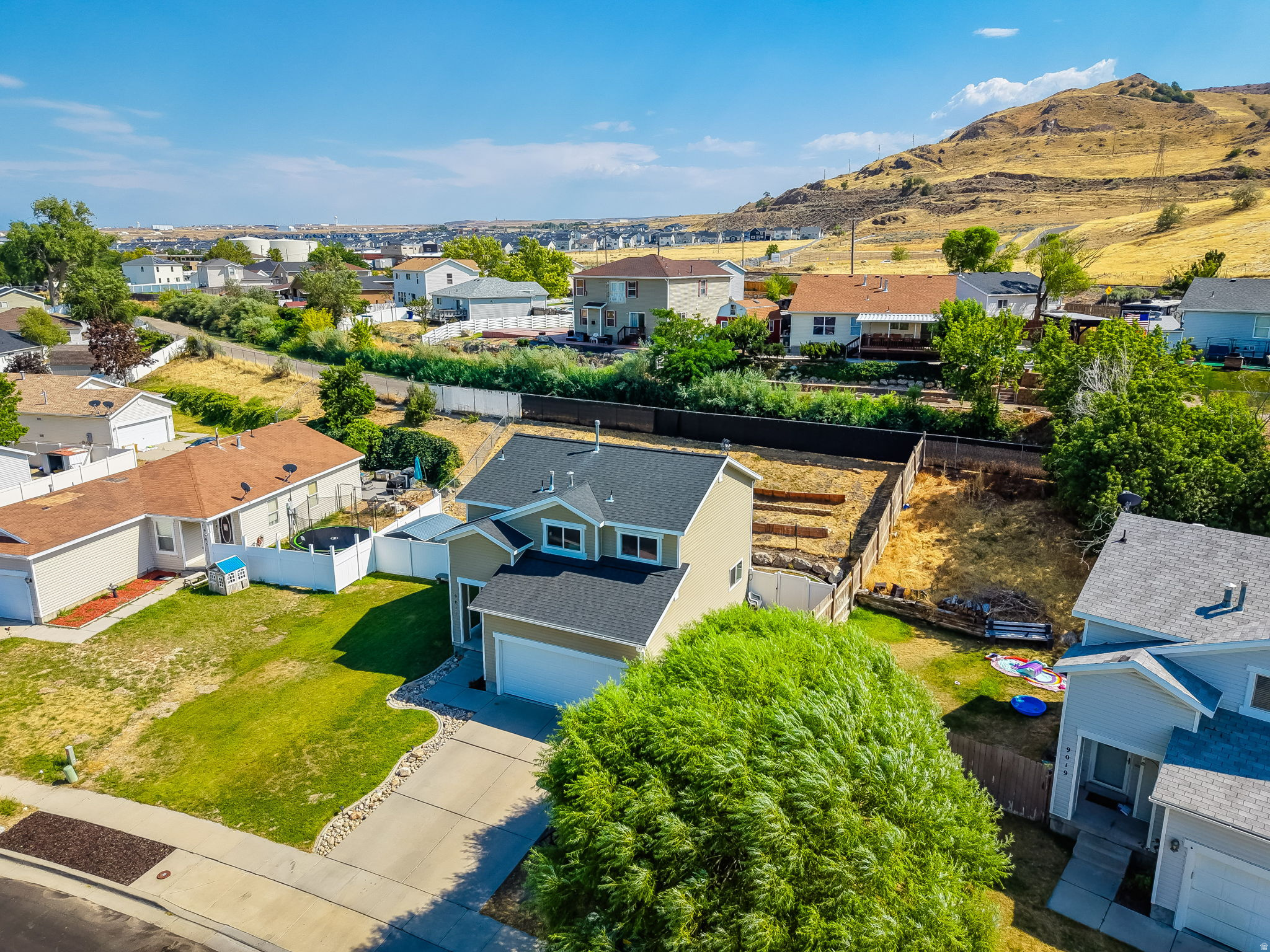 OQUIRRH MEADOWS - Residential