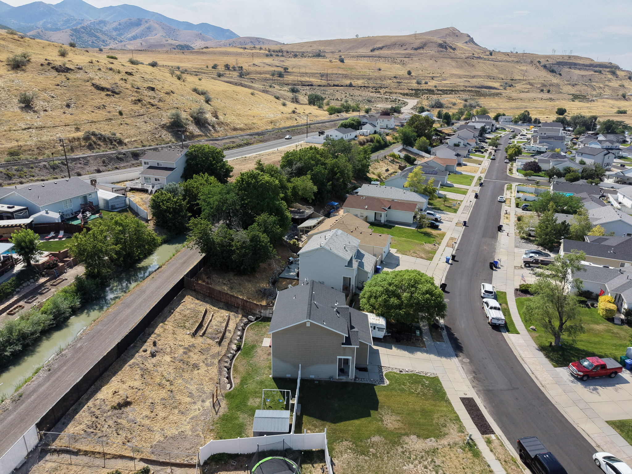 OQUIRRH MEADOWS - Residential