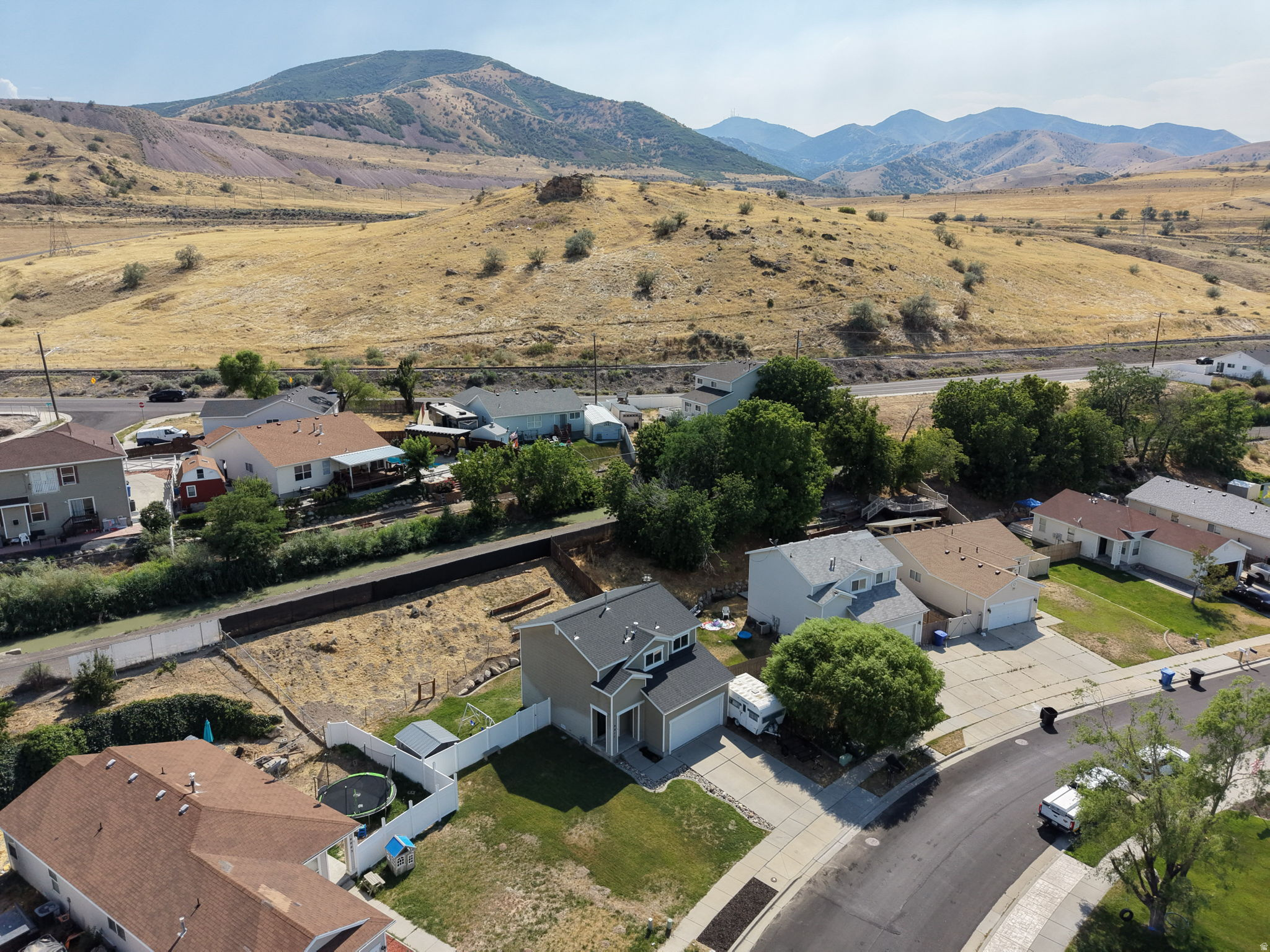 OQUIRRH MEADOWS - Residential