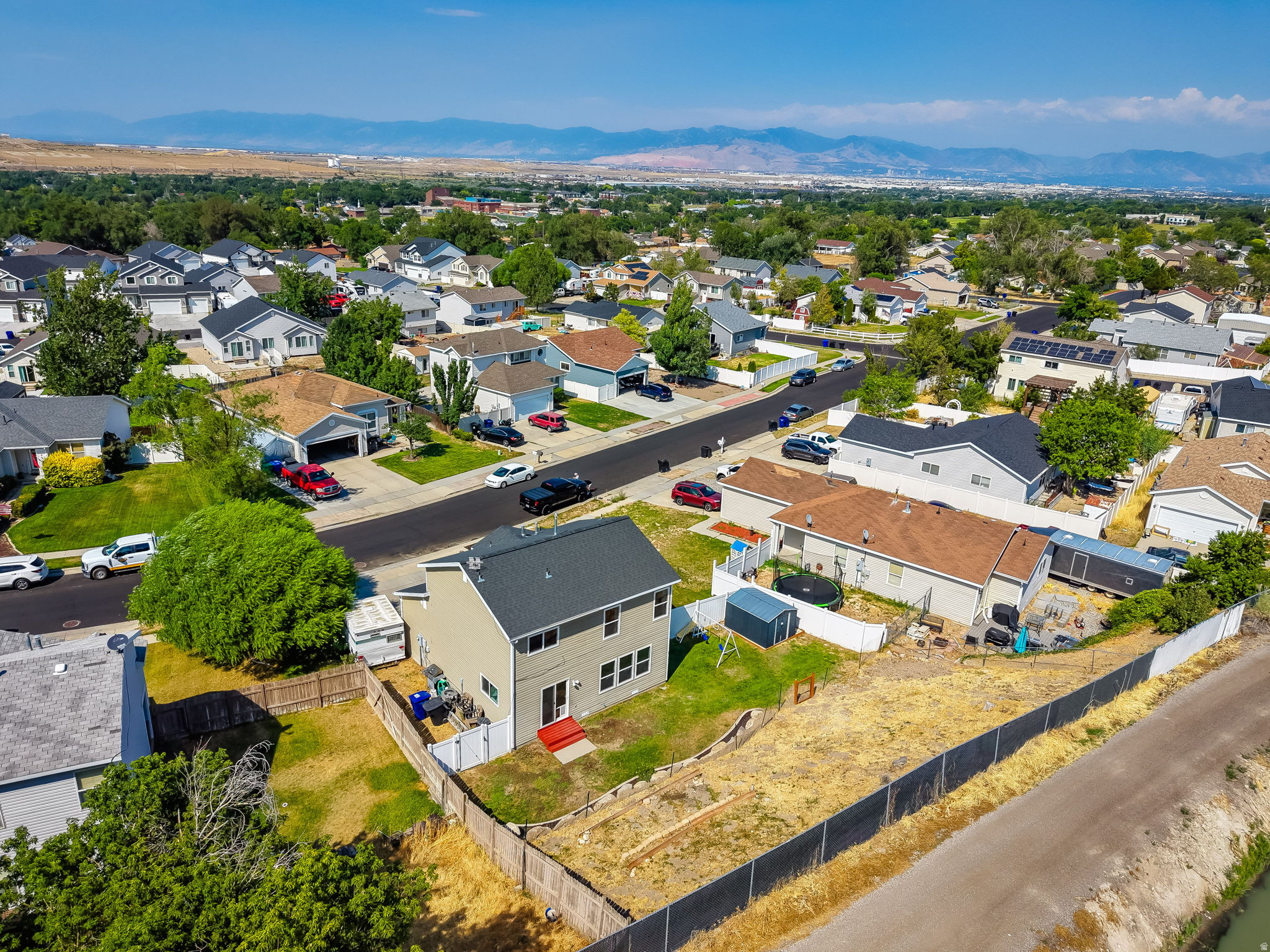 OQUIRRH MEADOWS - Residential