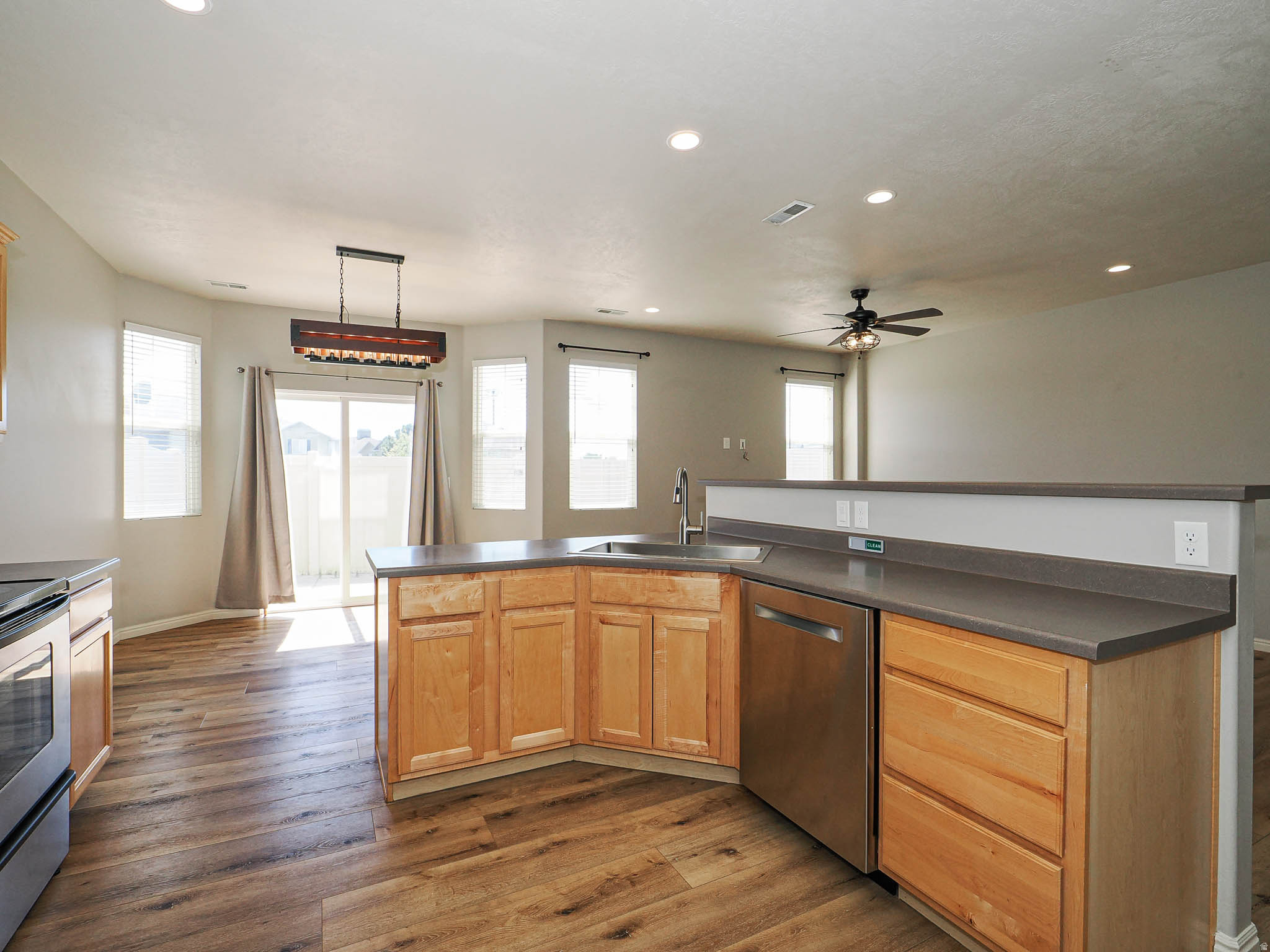 MONARCH MEADOWS - Residential
