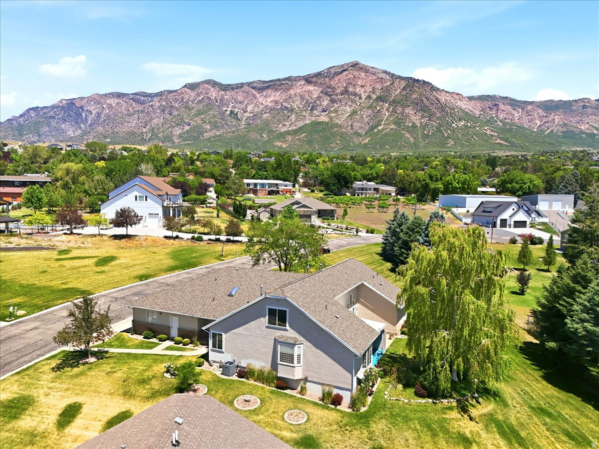 CHERRYWOOD MANOR - Residential