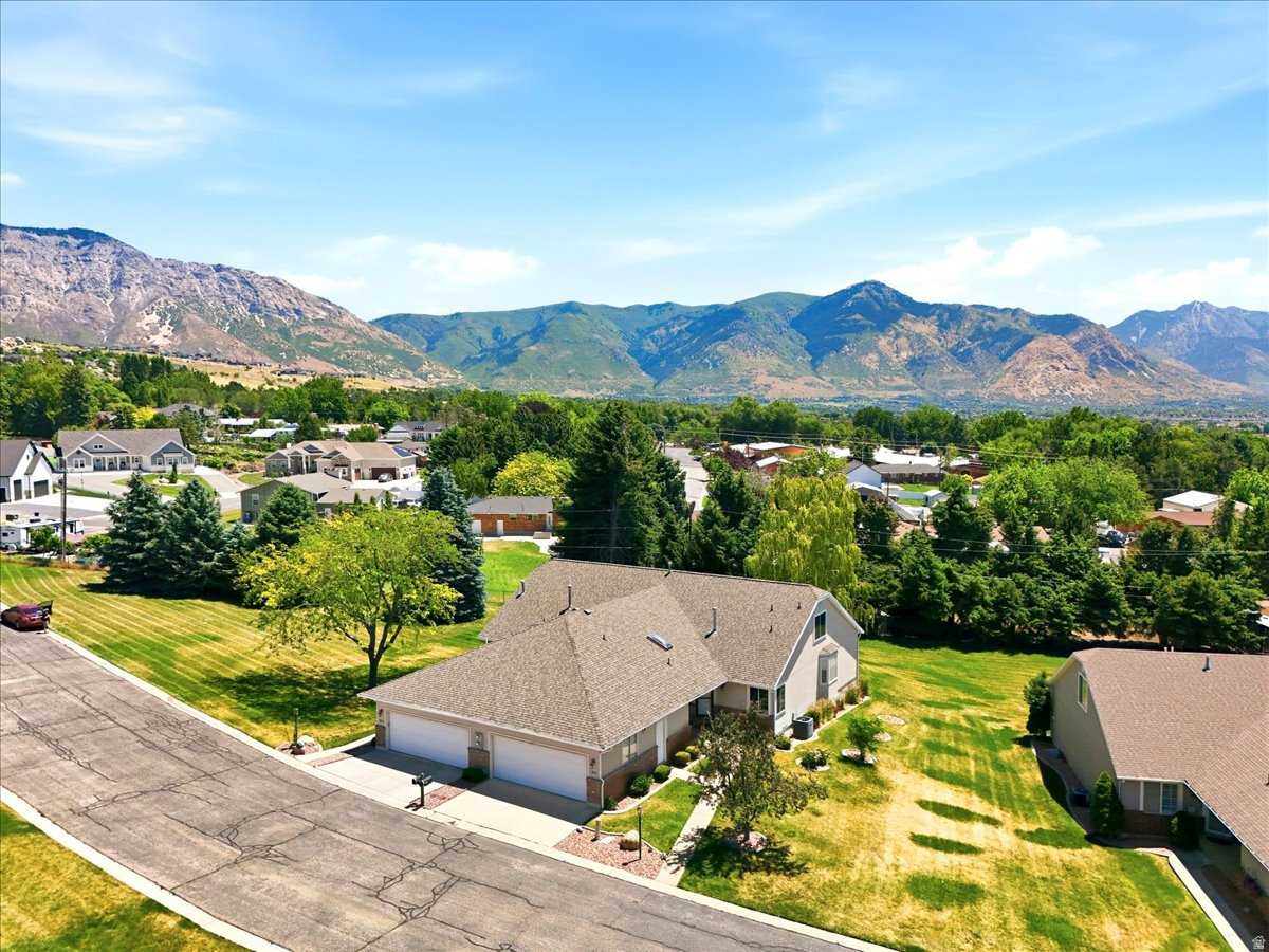 CHERRYWOOD MANOR - Residential