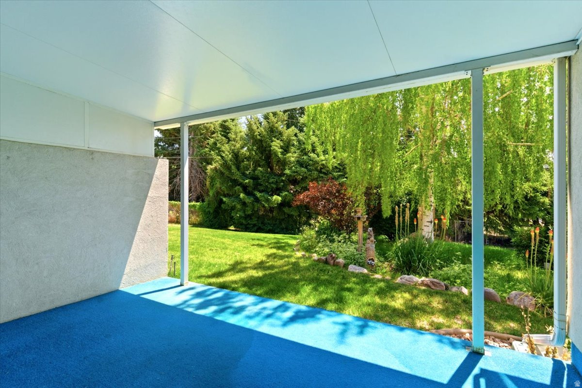 CHERRYWOOD MANOR - Residential