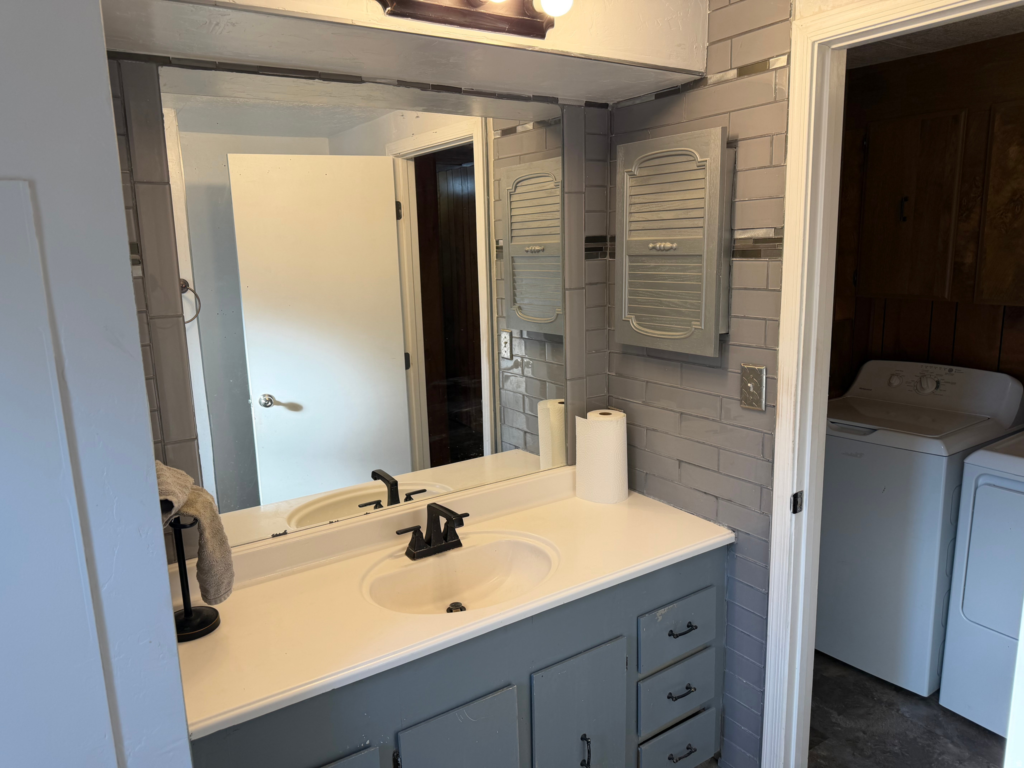 EAST MEADOWS MOBILE HOME PARK - Residential
