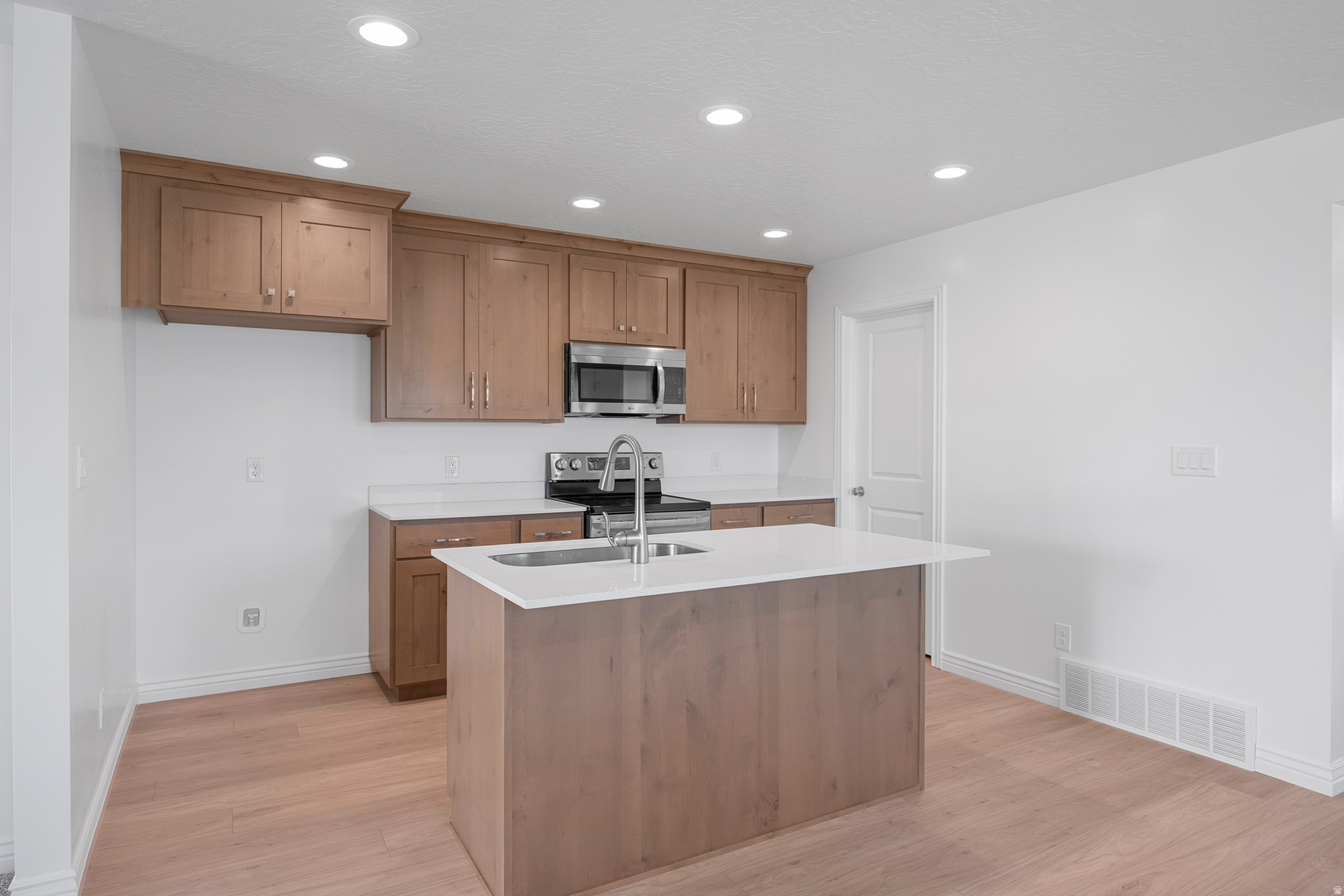 MAPLE MOUNTAIN - Residential