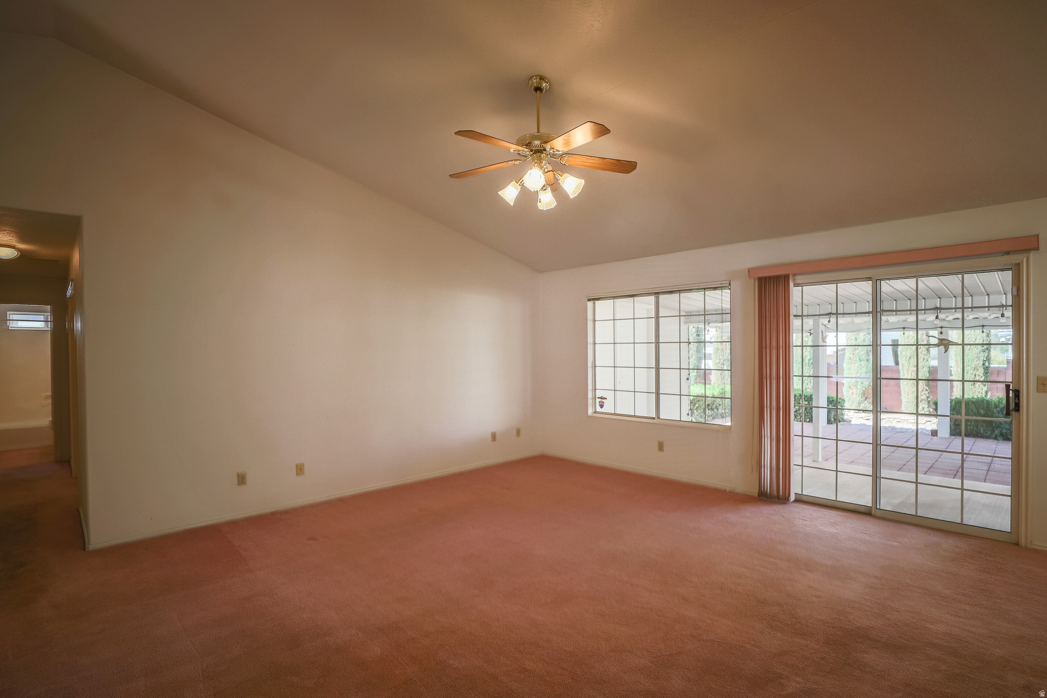 CREEKSIDE HOMES 2ND AMD - Residential