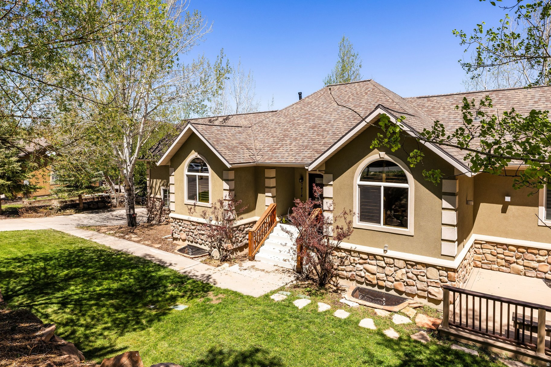 HIGH MEADOWS AT PINEBROOK - Residential