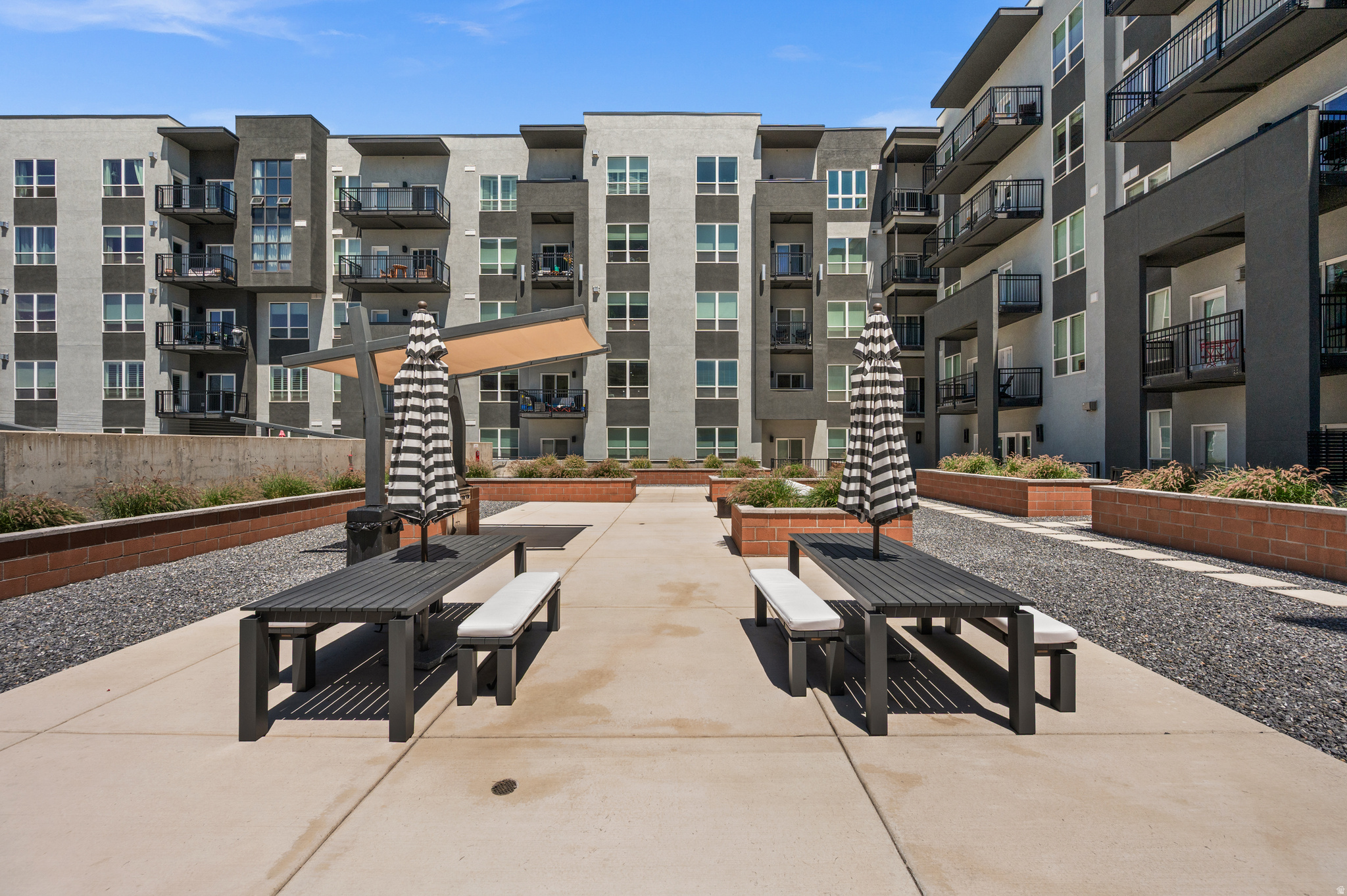 METRO - Residential