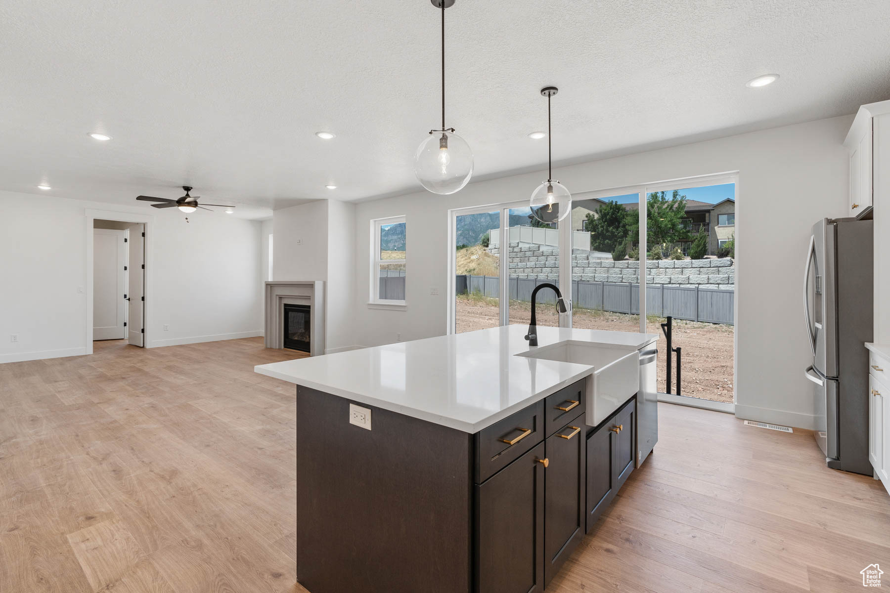 VISTAS AT SUMMIT RDG - Residential