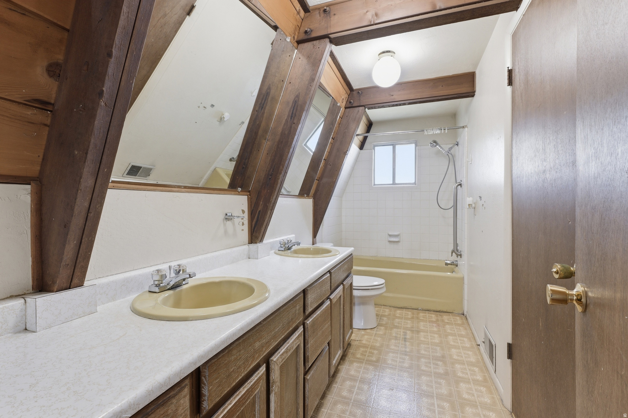 COBBLE CREEK - Residential