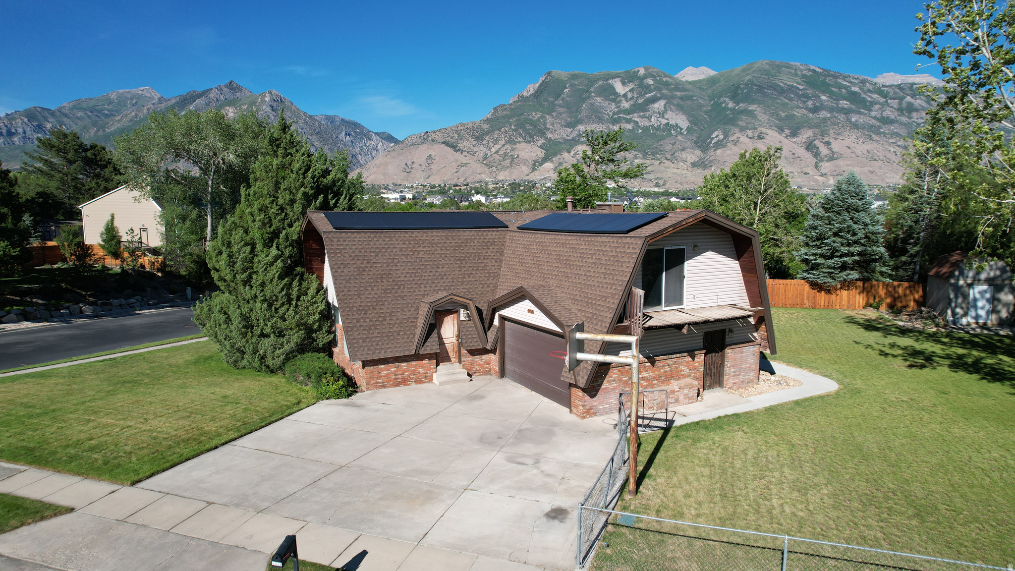 COBBLE CREEK - Residential