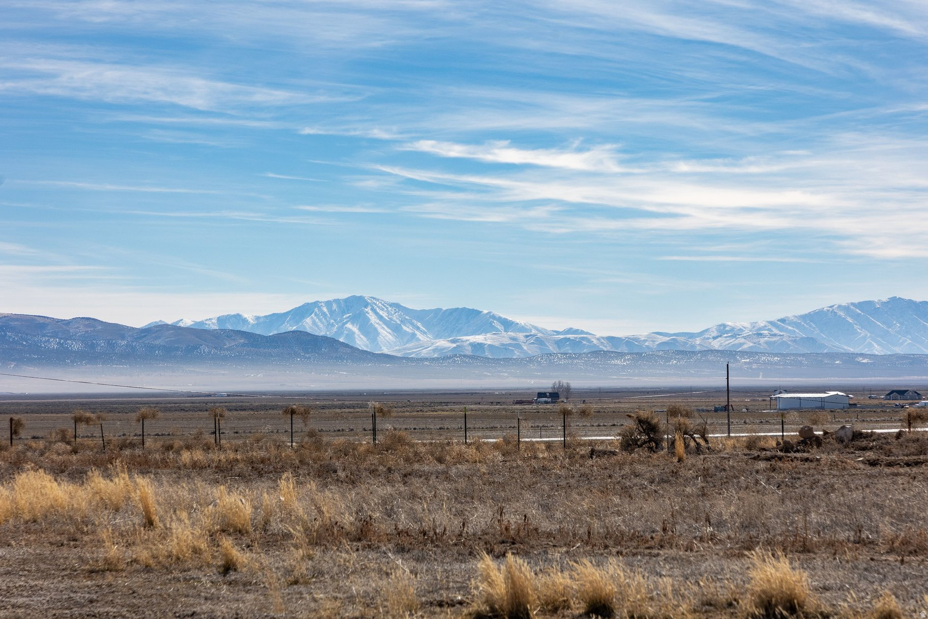BROWN - Land