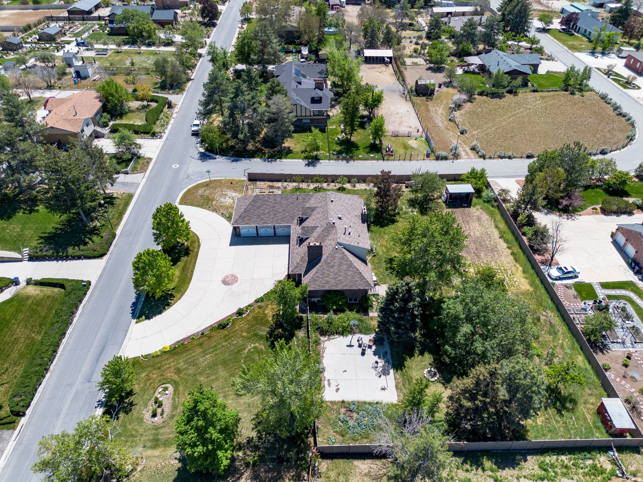 MOUNT MAJESTIC ACRES - Residential
