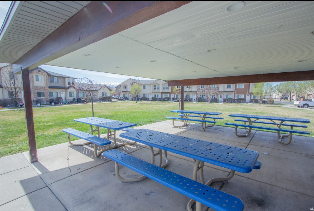BRIDGERLAND MEADOWS - Residential