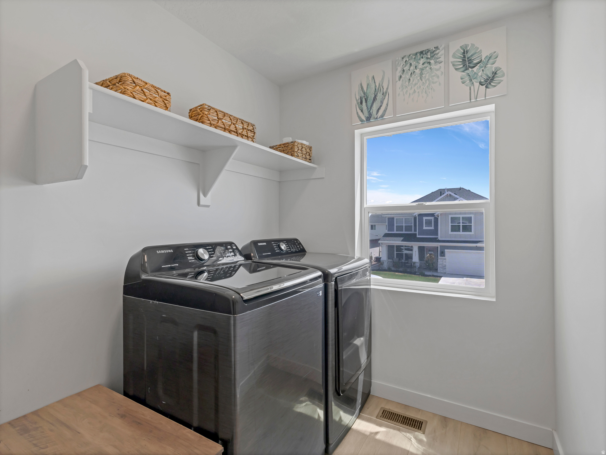 MEADOWS GREEN FARM - Residential