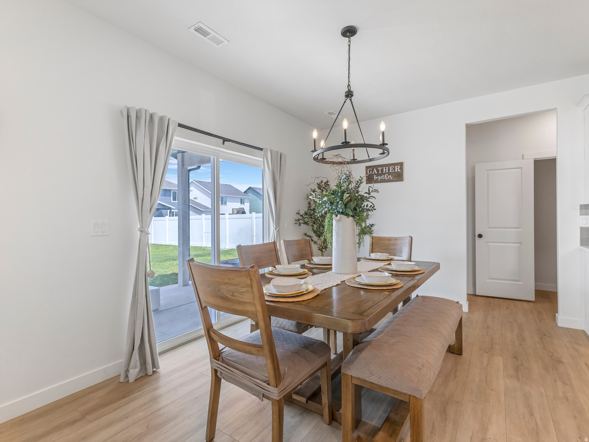 MEADOWS GREEN FARM - Residential