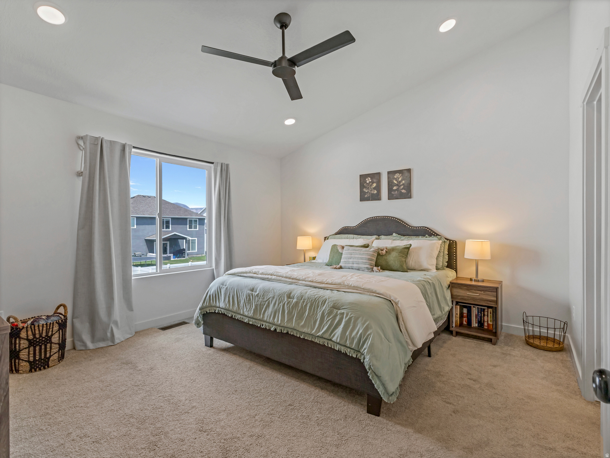 MEADOWS GREEN FARM - Residential